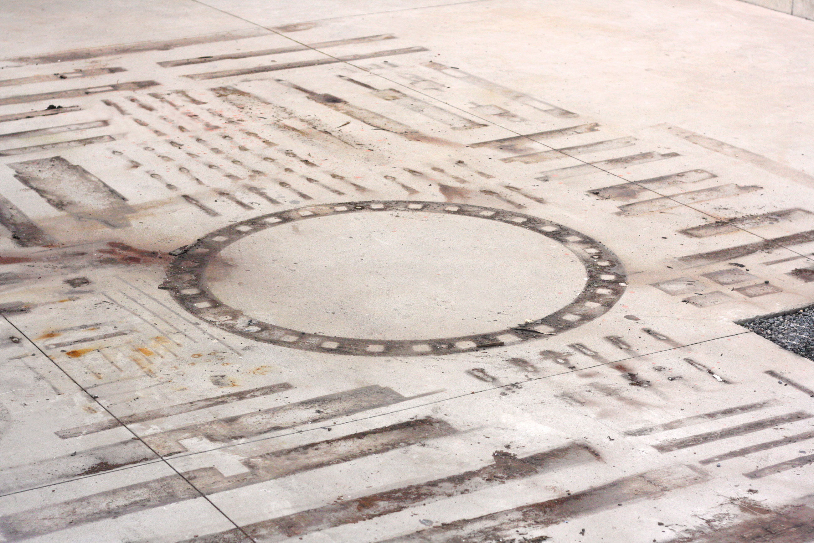 Site-specific Installation titled Phantom Matrix by artist Beto Shwafaty consisting of Sugarcane mill, electric motor, loudspeaker and audio, curated by Bruno Alves de Almeida for the project SITU at Galeria Leme, São Paulo, Brazil.